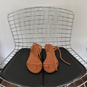 LOQ Xavi Sandals in Flan